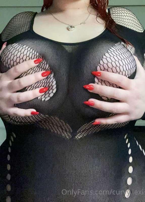 Who likes my new lingerie 😝