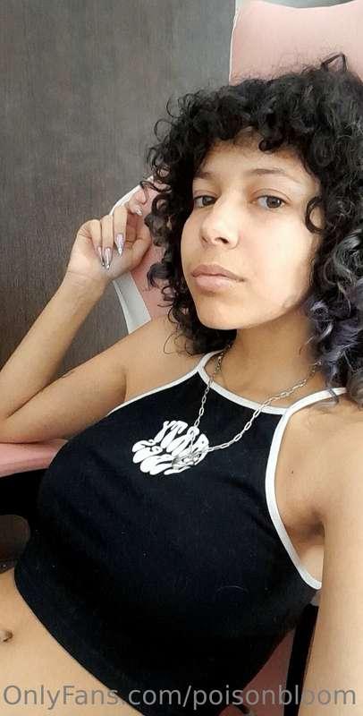 Comment under this post if you haven't gotten my messages/pi..