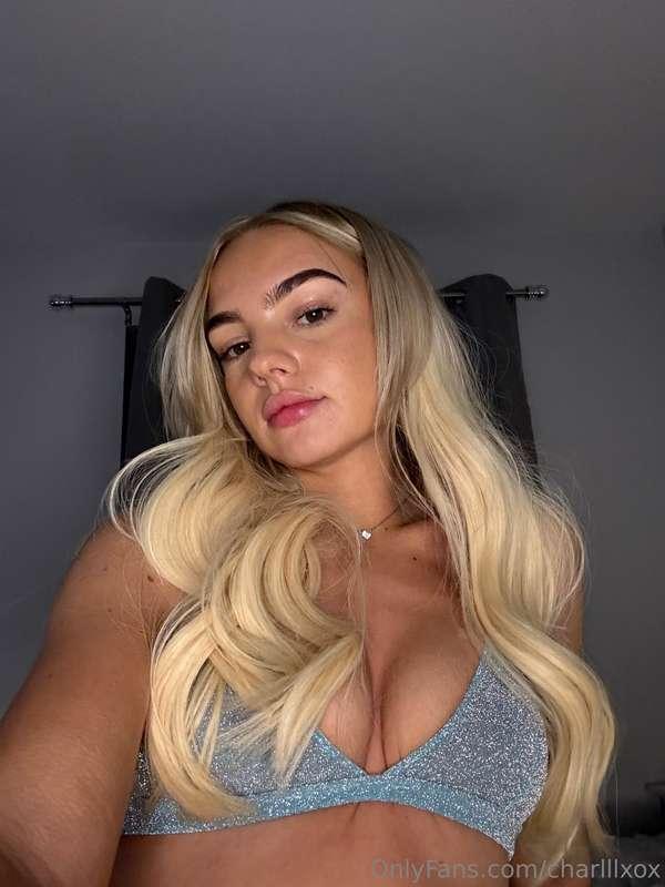 Felt cute 💋
