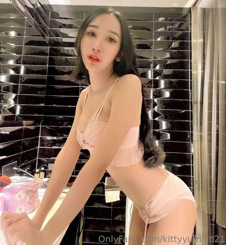 kittyyumiko21 image #3
