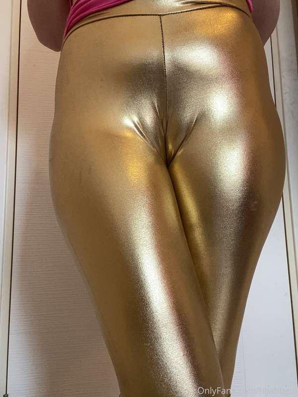 Do you like cameltoe?🐫