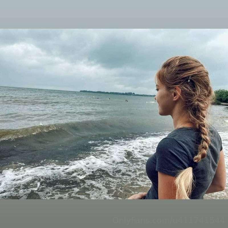 🌊🌫️🌫️🌊