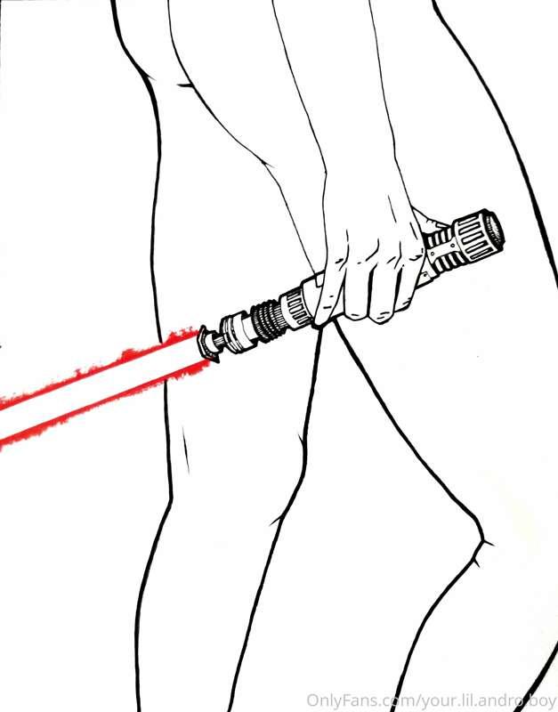 MAY THE FOURTH BE WITH YOU 🖤🖤🖤
Bet you didn't know I draw, e..