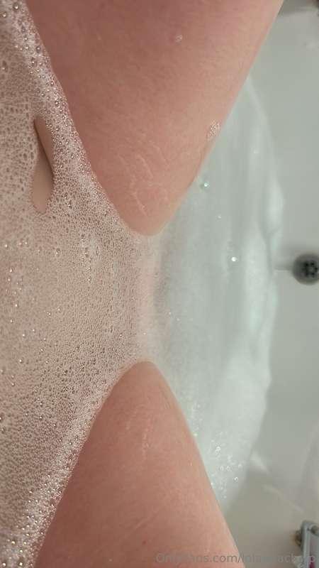 Turn the phone sideways😉