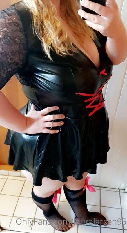 lauralarsen95 image #0