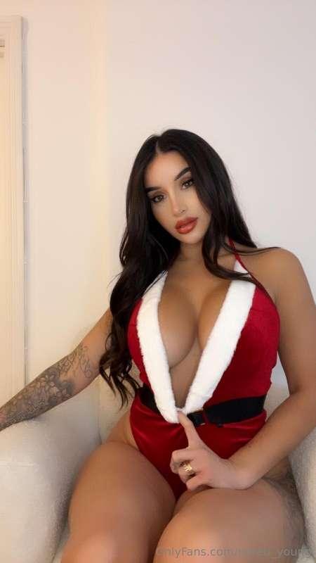Baby slip it in for me 🥵