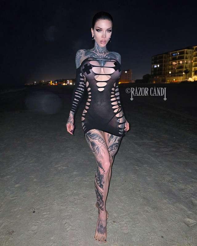 Wanna take a night stroll on the beach?unlock to see the top..