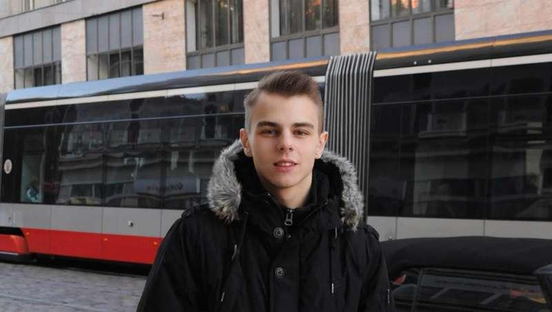 Tram station 🚋