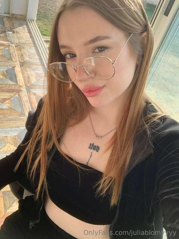 I miss these warm days so much, 🥰 oh, and now there’s a bliz..