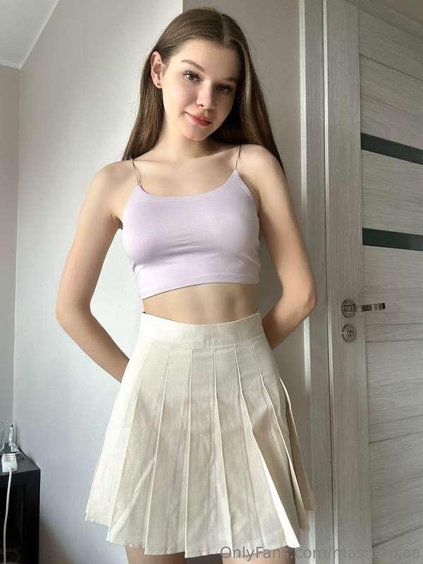 Warm light, quiet air, and a heart that feels calm 🌸💗