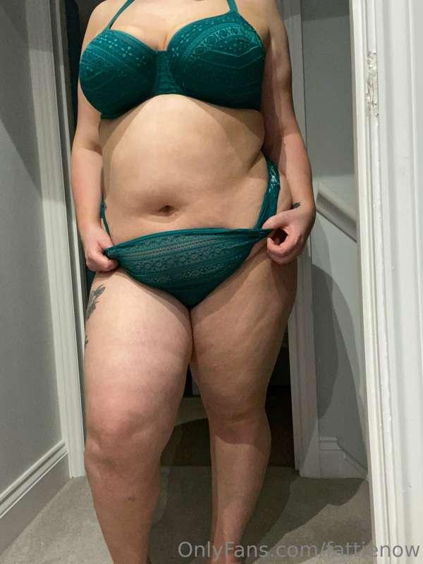 feedmephoebe image #0