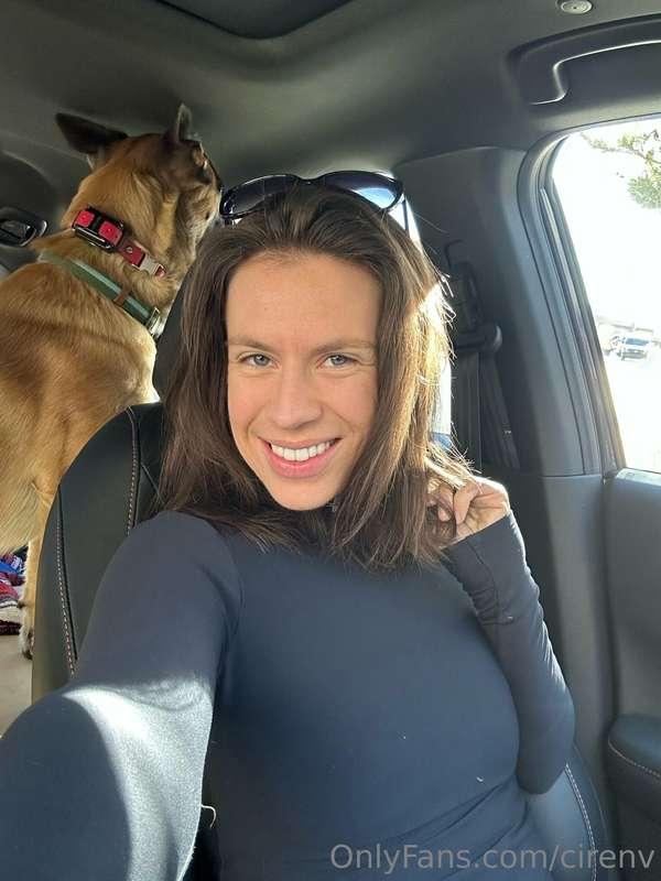 Out and about with my furry BFF 🥰. Apollo loves going on rid..
