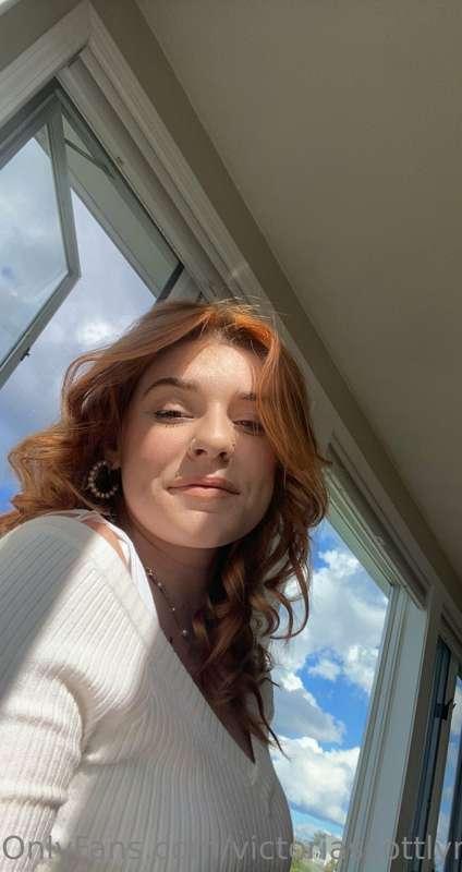 Enjoy me being cute and traveling 🥰