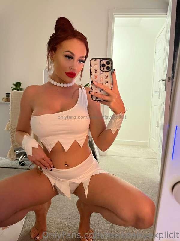 I wanna ride your rock hard cock 🙈🪨