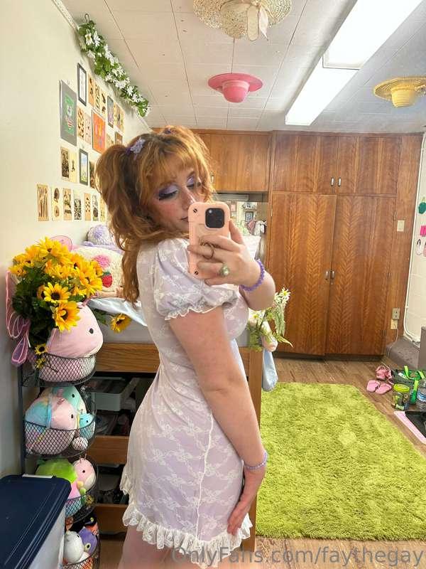 Wanna see me tease what’s under my dress? 😊 check your DMs 🥰