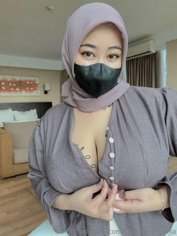 bbwmuslimdalia image #1