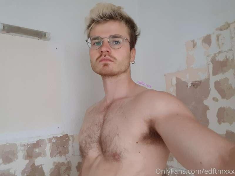 Love pulling back my foreskin to show off my big clit (and f..