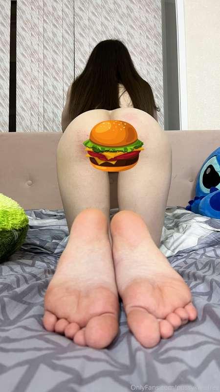 Wanna eat? 😏