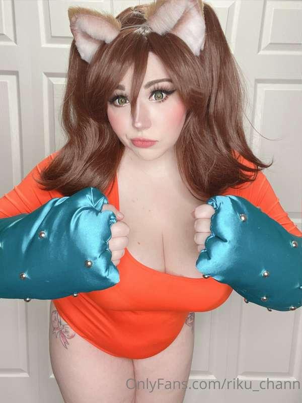 Diane (Seven Deadly Sins) cosplay Part 1 💕 
Cute, but will f..