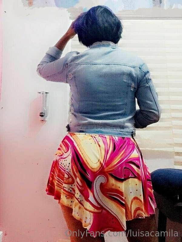 Do you like seeing me with some clothes or not?