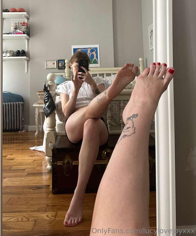 For the foot freaks 