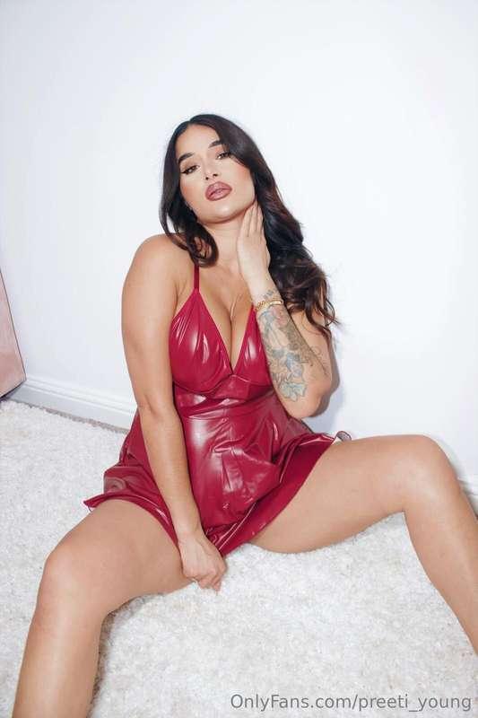 Run your hands all over my body 
