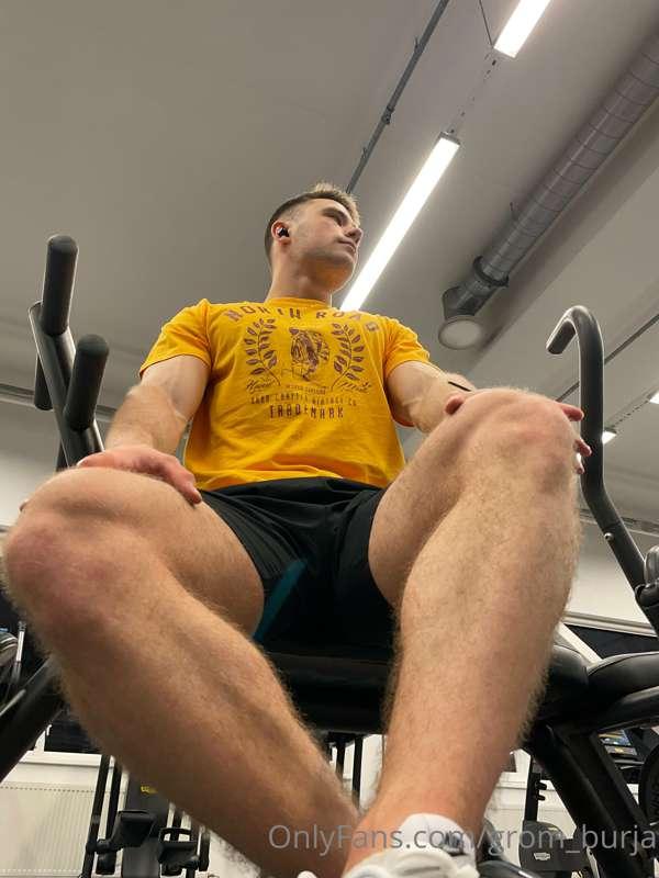 at the gym💪