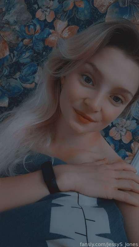 jessys_jones image #1