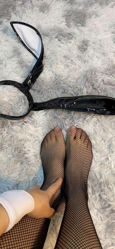 Feet appreciation.