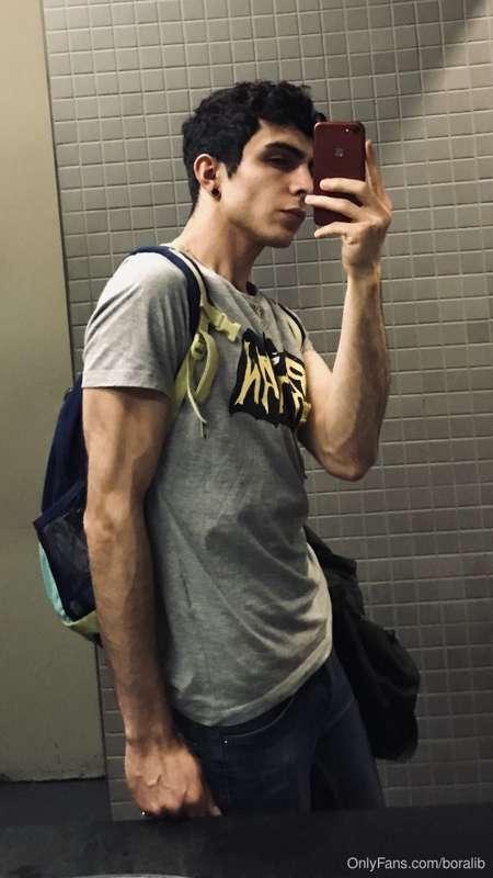 Your Batman is here! 😈 Public WC video at your mesage box 🔥🔥..