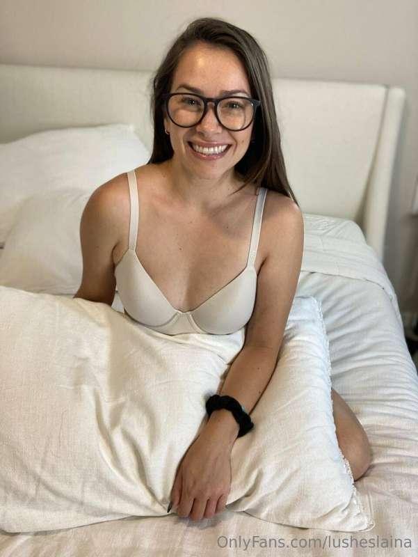 Come and lie with me🥰