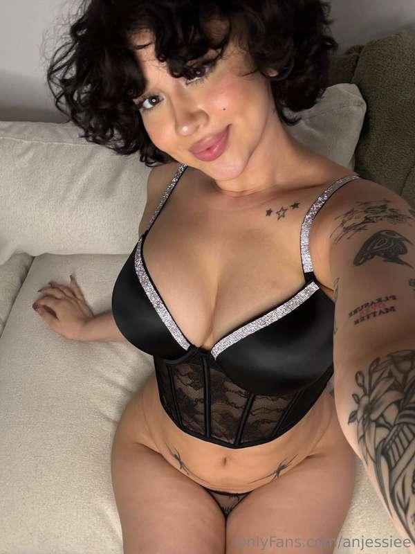 I’m feeling extra bad tonight 😈