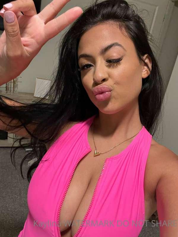 where you kissin first ?