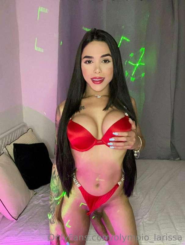 Hello, this naughty girl is super horny, waiting for you 😈💦
..