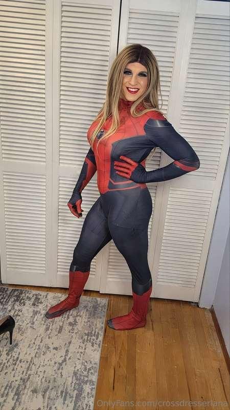 SpiderLana. You wanna be caught in my web? 🤭💦