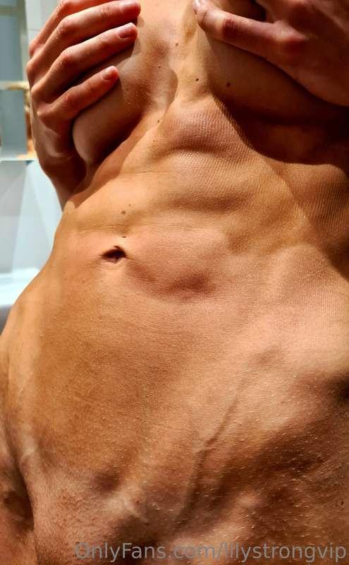 Believe it or not but I'm all natty which is why the abs are..