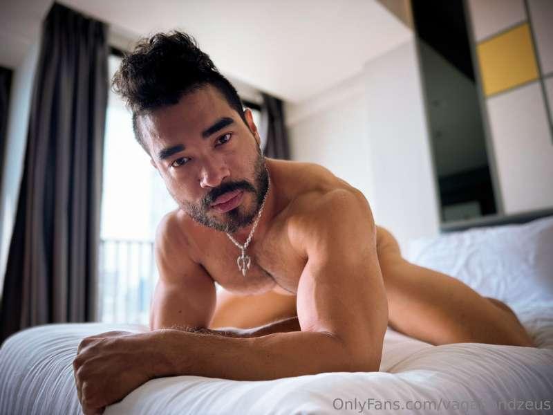 Here's some more photos of @felino_2537 for you guys to enjo..