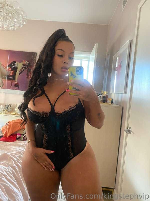 Talk to me as dirty as you want today😈...i'm in the mood🙈