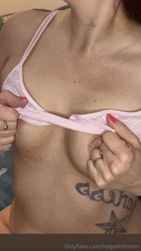 I WANNA GET TITTY FUCKED 😩 would you help me? 