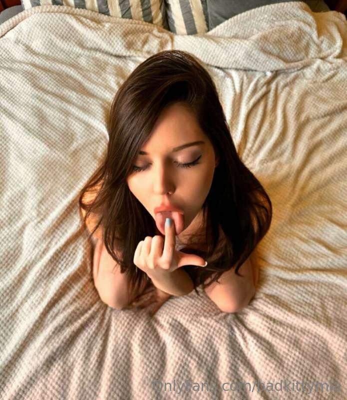 Sweet @angellove_free student loves to be throat fucked and ..