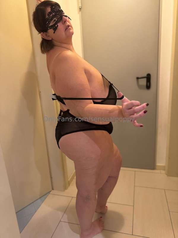 sensualpoppy image #1