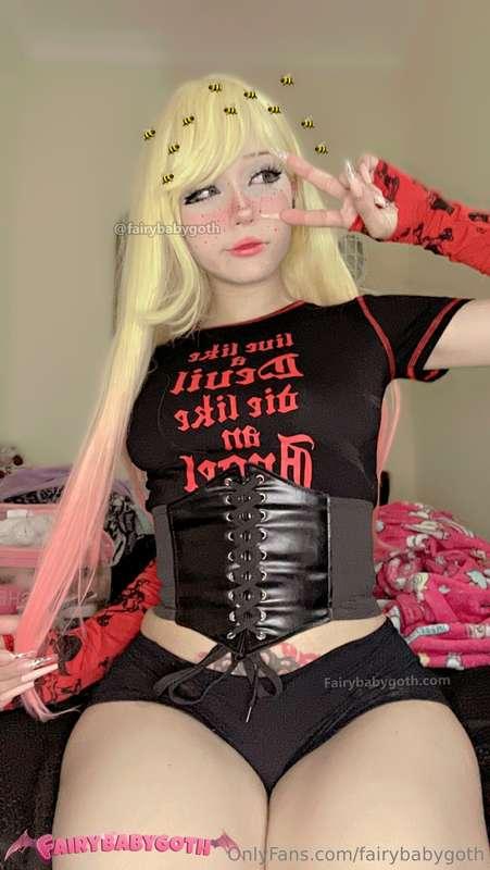 do you like blondie girls, daddy? 💛💅🏻