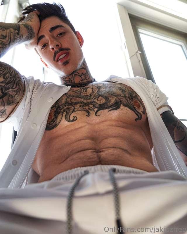 It’s getting hot in here 🥵…
My VIP content 😉🔞👉 @Jakipz
