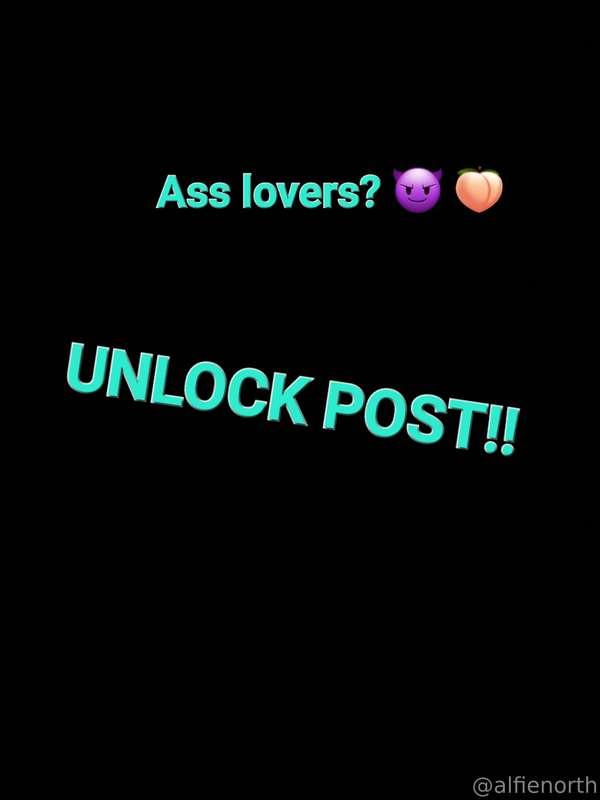 # ASS LOVERS 😈 #
Watch me lube my ass up
And play with my ho..