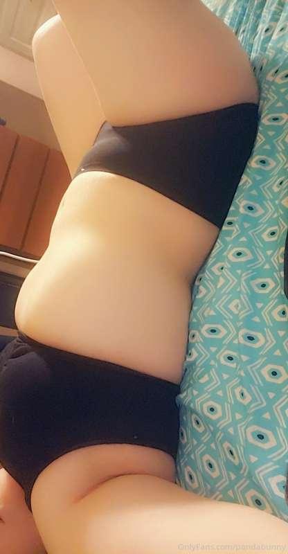Sweaty after a work out, want to help me sweat more Senpai? ..