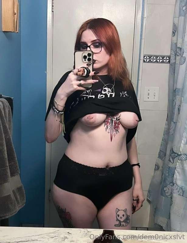 dem0nicxslvt image #1