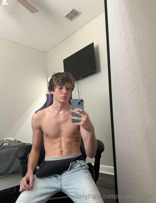they say the perfect dick doesn't exist... i think i get pre..