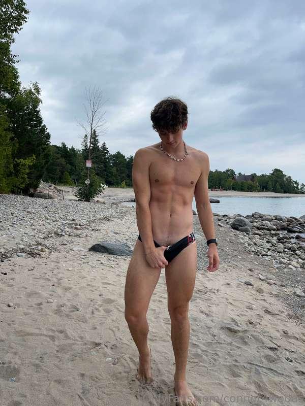 Let's fuck on the beach
