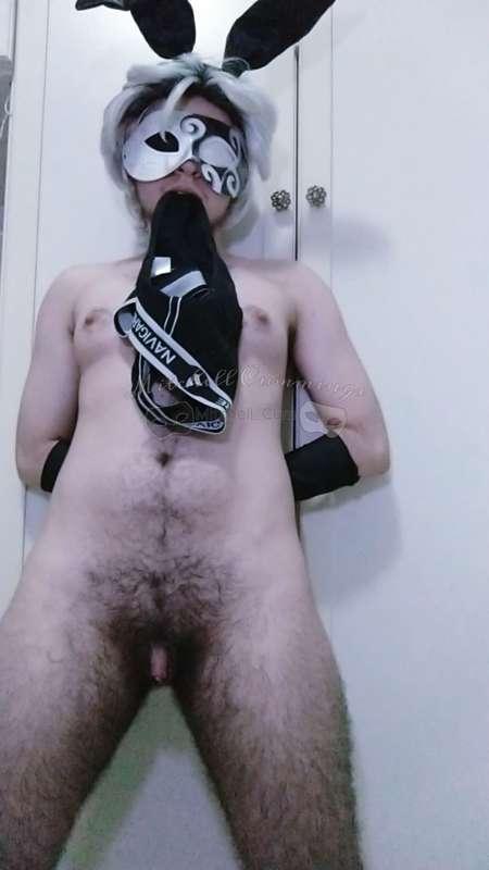 mitchell_cum image #4