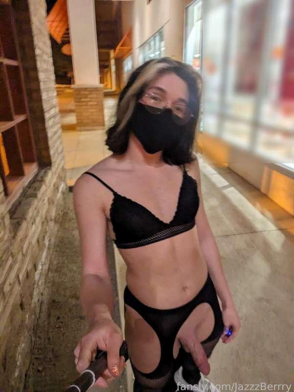 jazzzberrry image #2